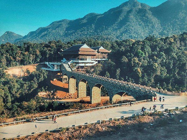 chùa yên tử 7 địa điểm du lịch quảng ninh mà bạn không thể bỏ lỡ elines
